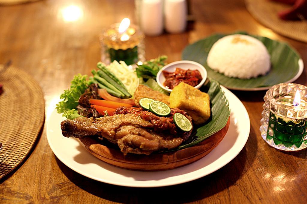Villa Damar Boutique Hotel Bandung Esterno foto