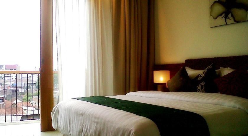 Villa Damar Boutique Hotel Bandung Esterno foto